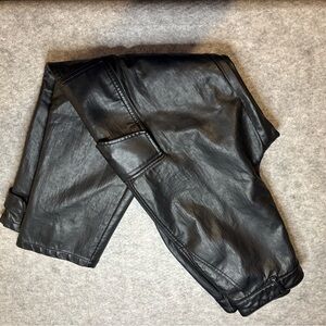 Wilfred Black Vegan Leather Pants 🖤